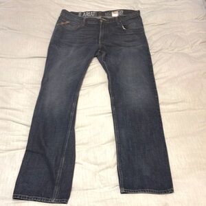Men's Ariat M4 jeans. 40x36.